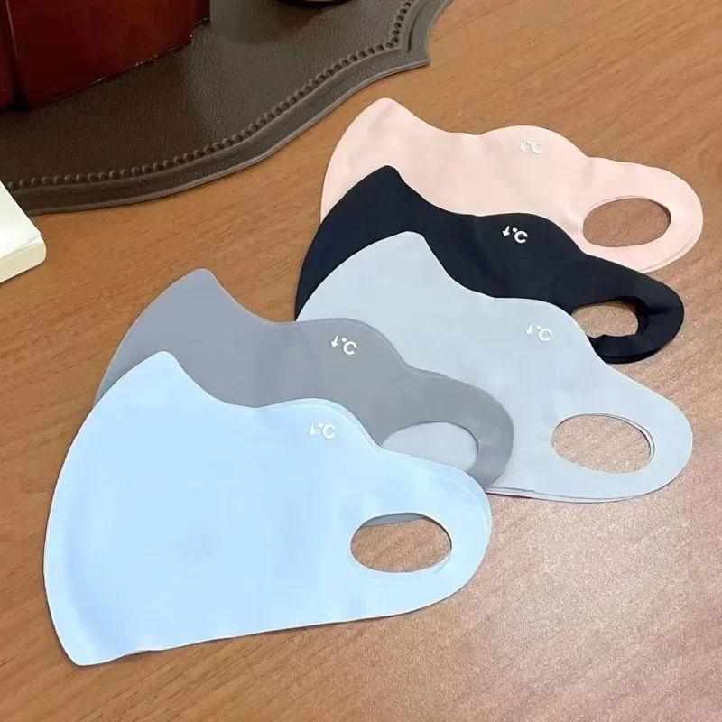 夏の日焼け対策フェイスマスク 3D通気性 洗えるアイスシルク - Cloth Face Mask Washable のレビューと価格